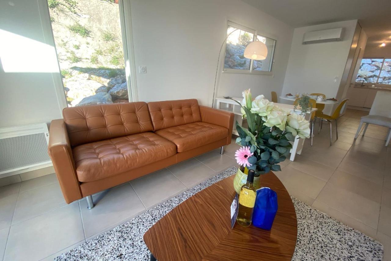 Roche Blanche - Terrasse Et Parking Apartment Nimes Exterior photo